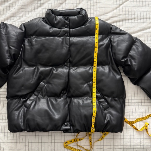 Velvet by Graham & Spencer Ally Faux Vegan Leather Puffer Jacket Sz M NWT $347 - Picture 8 of 8